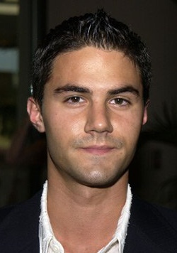 亚当·拉沃格纳 Adam LaVorgna照片