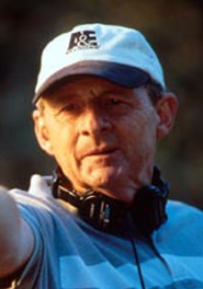 西蒙·温瑟 Simon Wincer照片