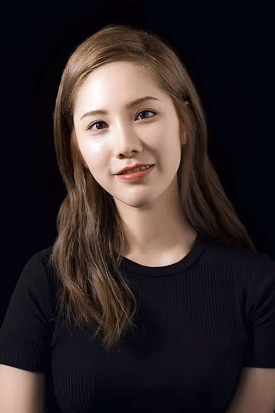 庄馥旖 Christina Fu Yi Zhuang照片