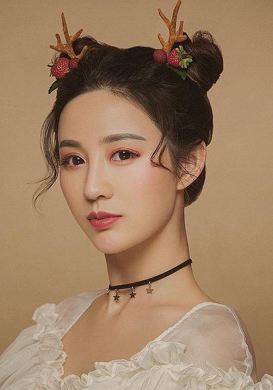 尹南芯 Nanxin Yin照片