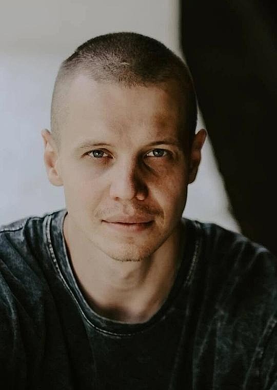 安东·阿尔特梅夫 Anton Artemev照片