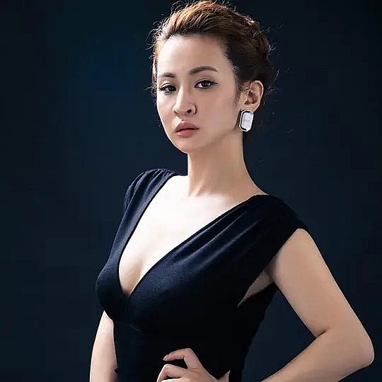 应媛 Yuan Ying照片