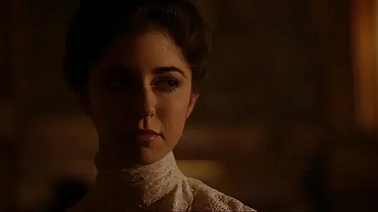 安娜贝尔·艾塔娜斯奥 Annabelle Attanasio照片