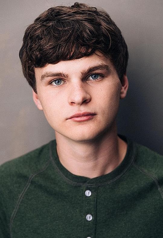 布拉克斯顿·昆尼 Braxton Quinney照片