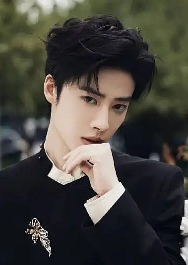 吴晗 Han Wu照片