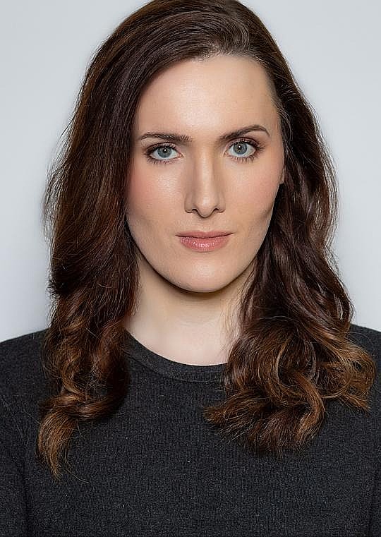 阿比盖尔·索恩 Abigail Thorn照片