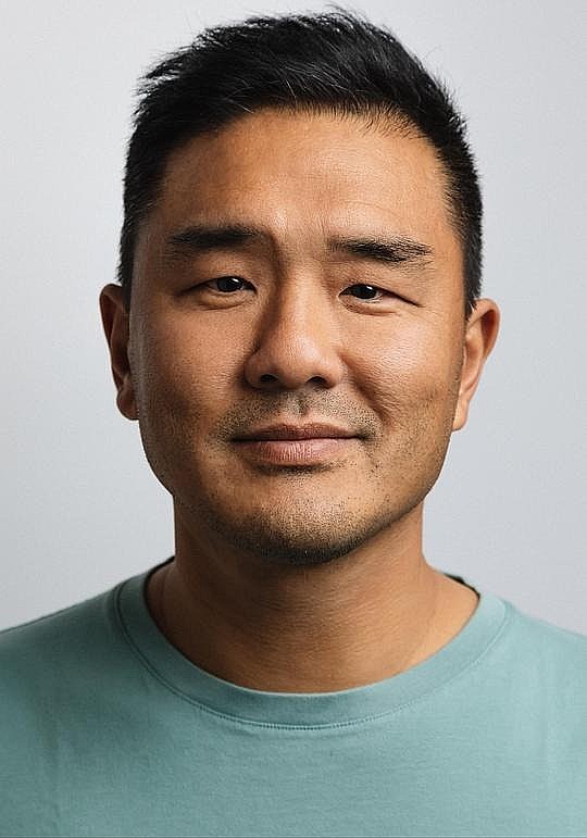 金尼·洪 Gene Hong照片