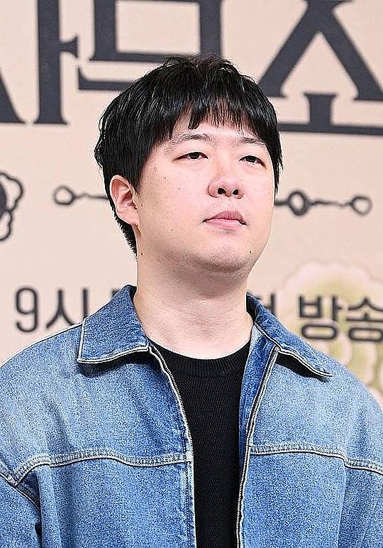 申仲巡 Jong-hoon Shin照片