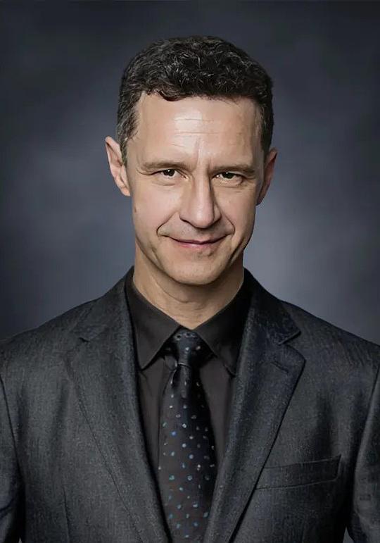 克里斯·欧文斯 Chris Owens照片