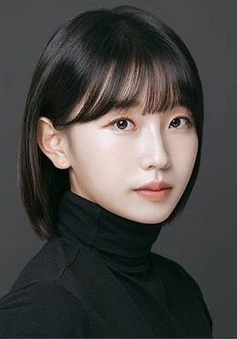 黄荷贞 Ha-Jeong Hwang照片