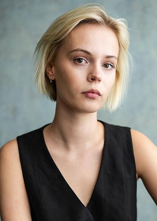 艾拉·梅西·珀维斯 Ella Maisy Purvis照片