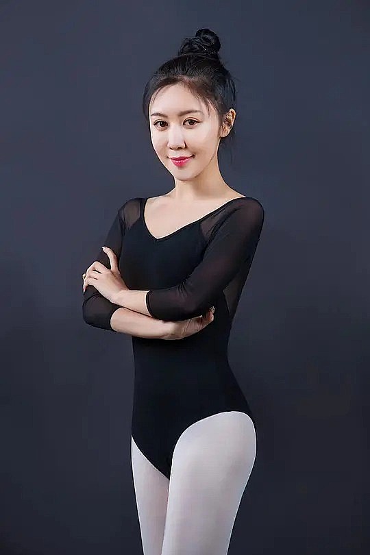白雪儿 Xue＇er Bai照片