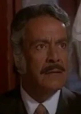 塞萨尔·奥维巴尔斯 César Sobrevals照片