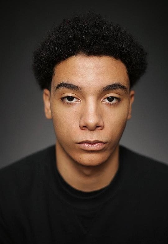 伊塔尼尔·戴维 Ethaniel Davy照片