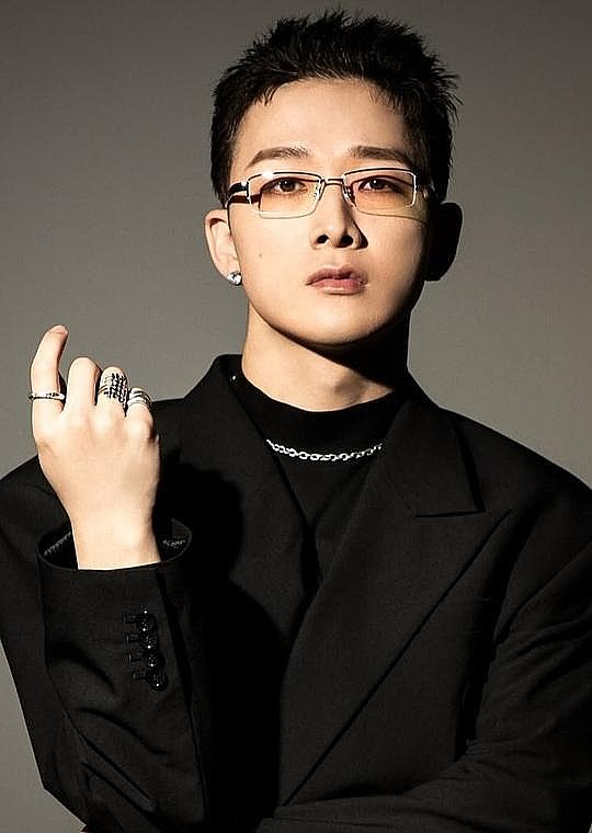 田中彰照片