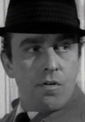 迈克尔·罗宾斯 Michael Robbins照片