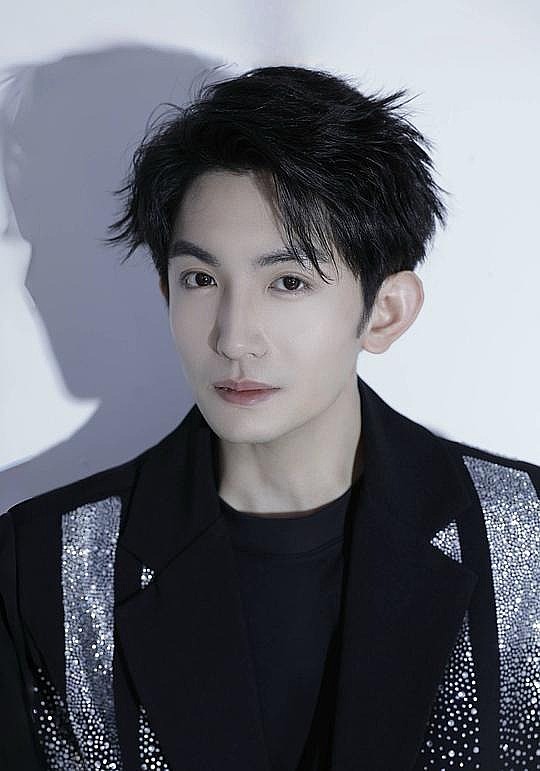 张树晨 Shuchen Zhang照片