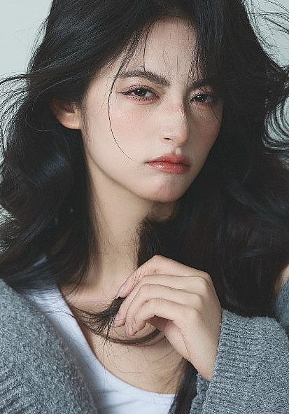 李虹艺 Hongyi Li照片