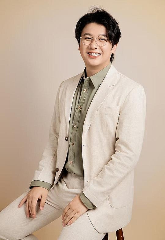 汪一凡 Wang Yifan照片