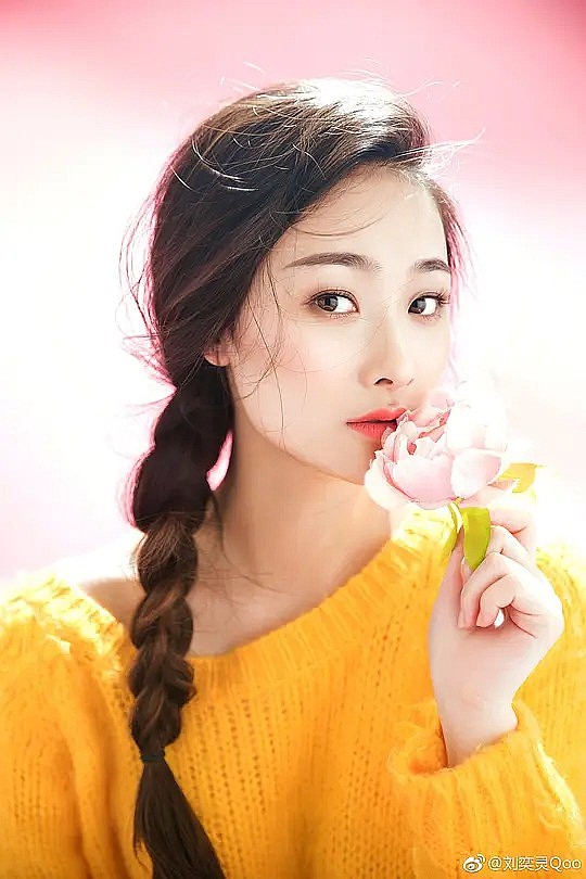刘奕灵 Yiling Liu照片