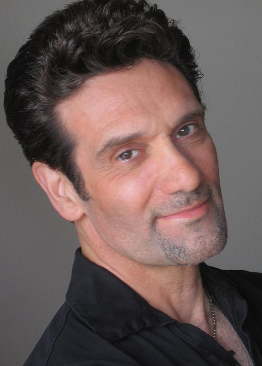 Anthony Crivello照片