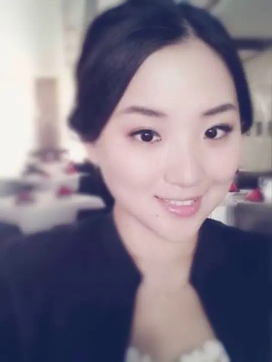 王欢 Eva Wong照片