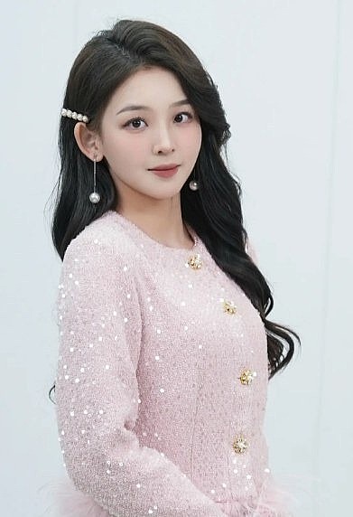 张婉悦 Zhang Wangyue照片