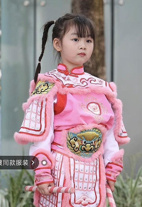 庄恩琪照片