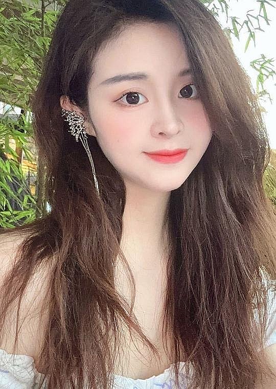 猫小玖 Xiaojiu Mao照片