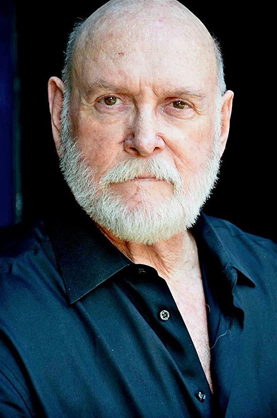 李·德布鲁 Lee de Broux照片