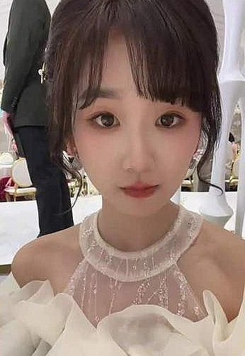 曲笑孝 Xiaoxiao Qu照片