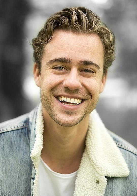 博·施耐德 Beau Schneider照片