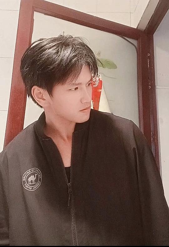 李肖逸 Lucky照片