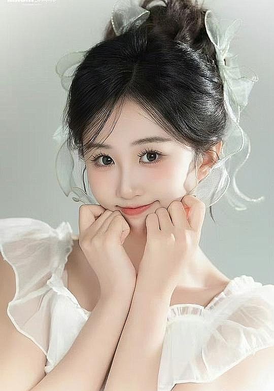 郇依心 Yixin Huan照片