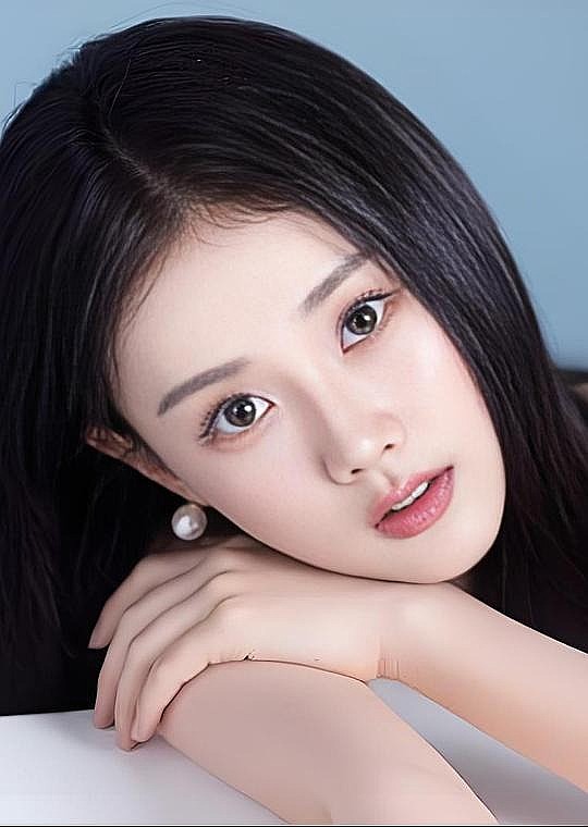 张颖菲 Yingfei Zhang照片