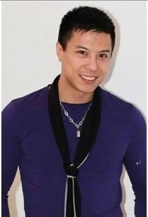 石照杰 Zhaojie Shi照片