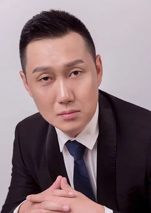 郝韵清 Yunqing Hao照片
