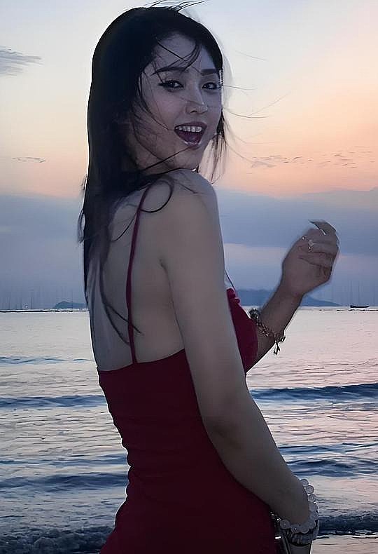 李晓雨 Xiaoyu Li照片