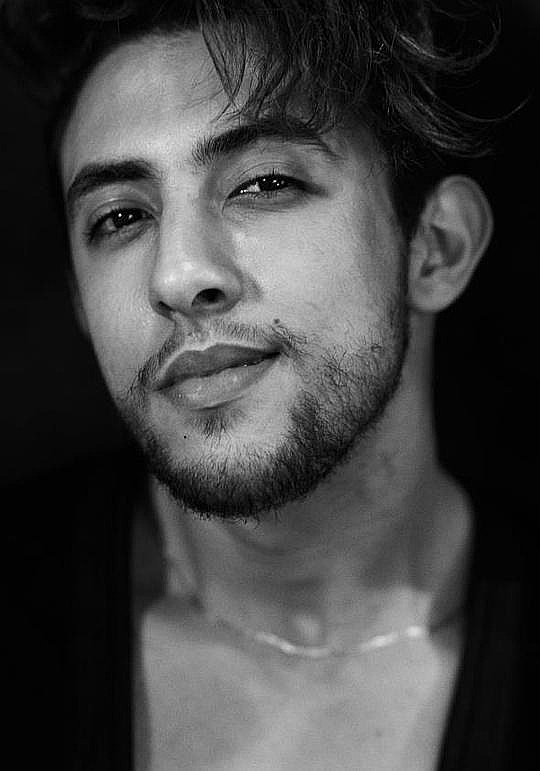 哈立德·加纳姆 Khalid Ghanem照片