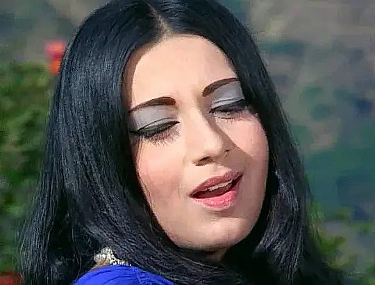 芭比塔·卡普 Babita Kapoor照片