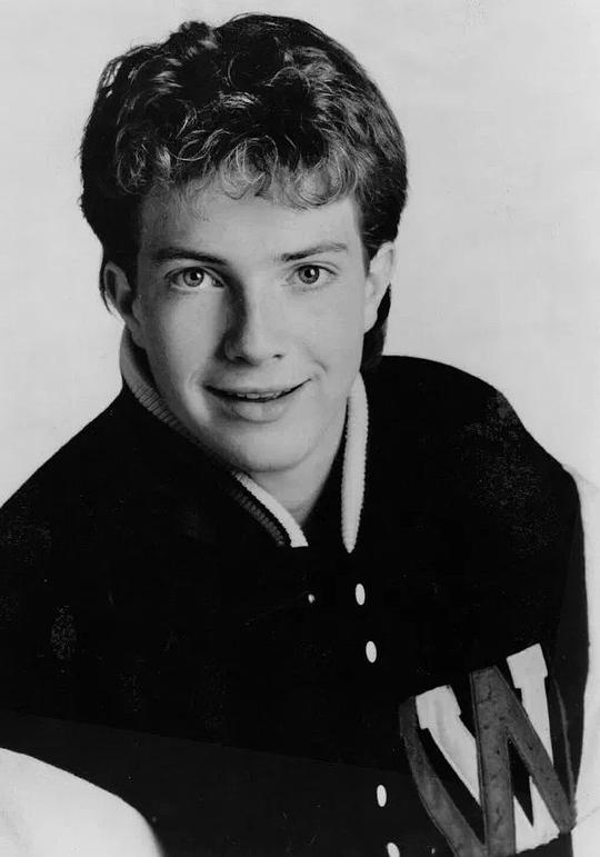 乔纳森·沃德 Jonathan Ward照片