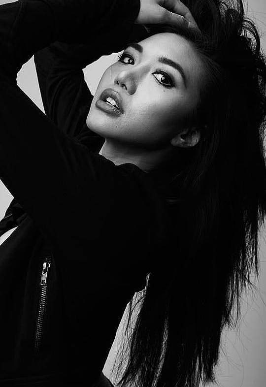 Sarah Grace Lee照片