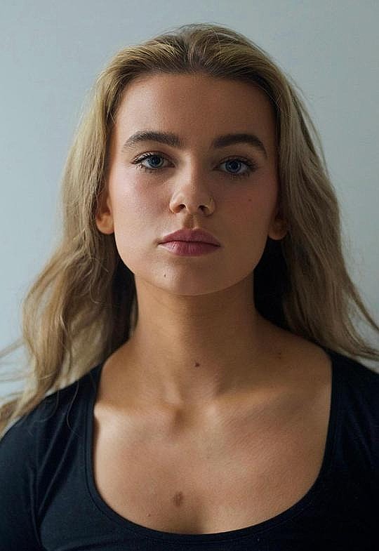 塔比莎·史密斯 Tabitha Smyth照片