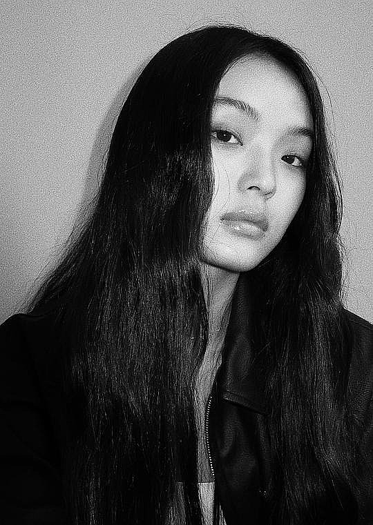 张天一 Isabelle Zhang照片