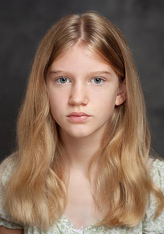 奥利维亚·布斯-福特 Olivia Booth-Ford照片