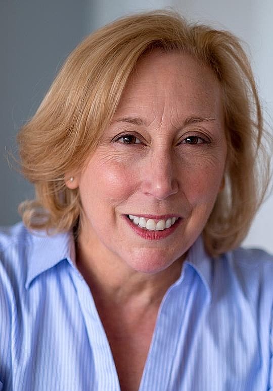 南希·鲍德温 Nancy Baldwin照片