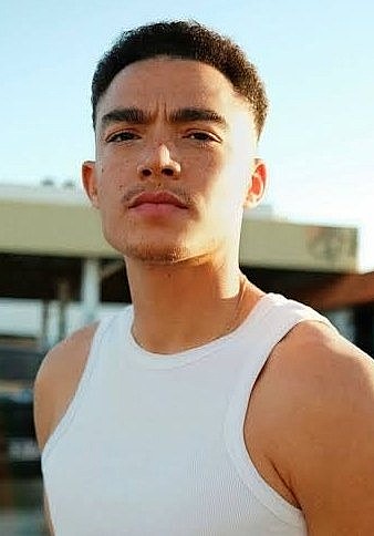 基努·卡里姆 Keanu Karim照片