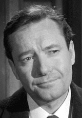 查尔斯‘巴德’汀格维尔 Charles 'Bud' Tingwell照片