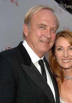 詹姆斯·基彻 James Keach照片