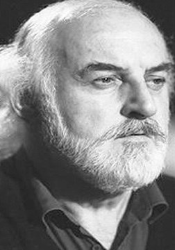 克里夫·埃克斯顿 Clive Exton照片